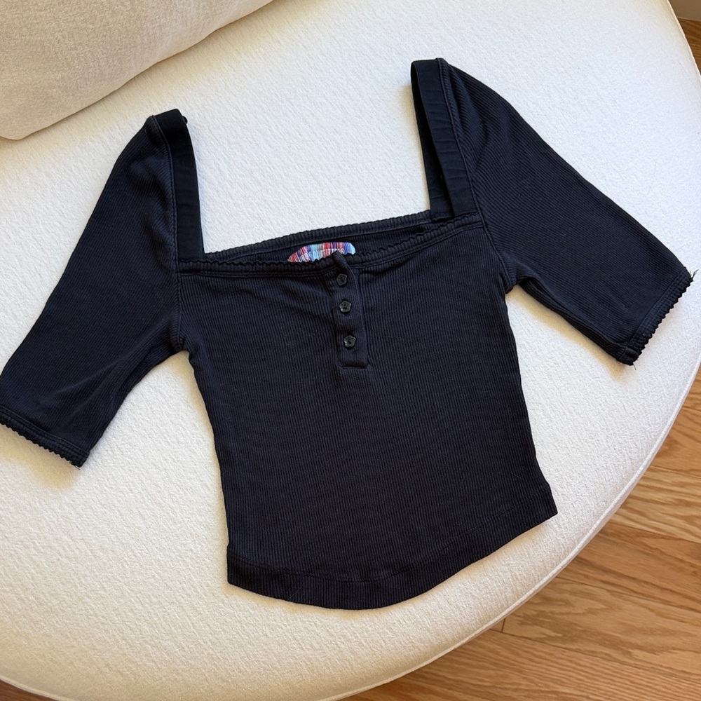 Urban Outfitters Black Square-Neck Ribbed Crop Top with Buttons